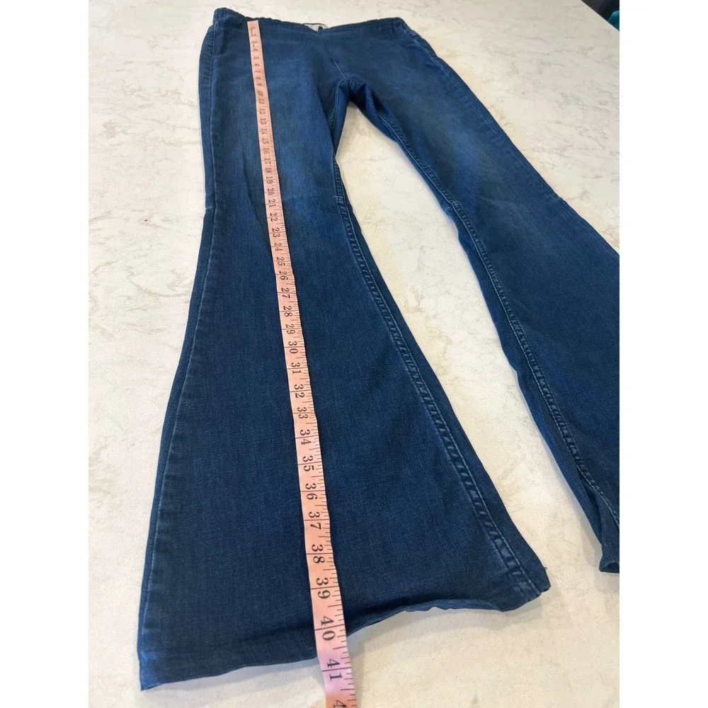 Free People Penny Pull On Stretch Flare Jeans Blue Denim High Rise 31R OB408139